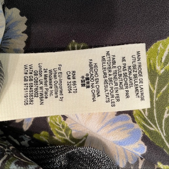 Free People Wildflower Cinched Kimono Jacket.  Size M/L - Picture 8 of 12